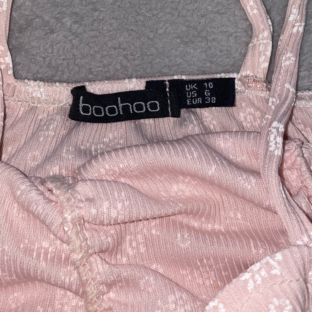 Boohoo Pink Crop Top - Picture 3 of 3
